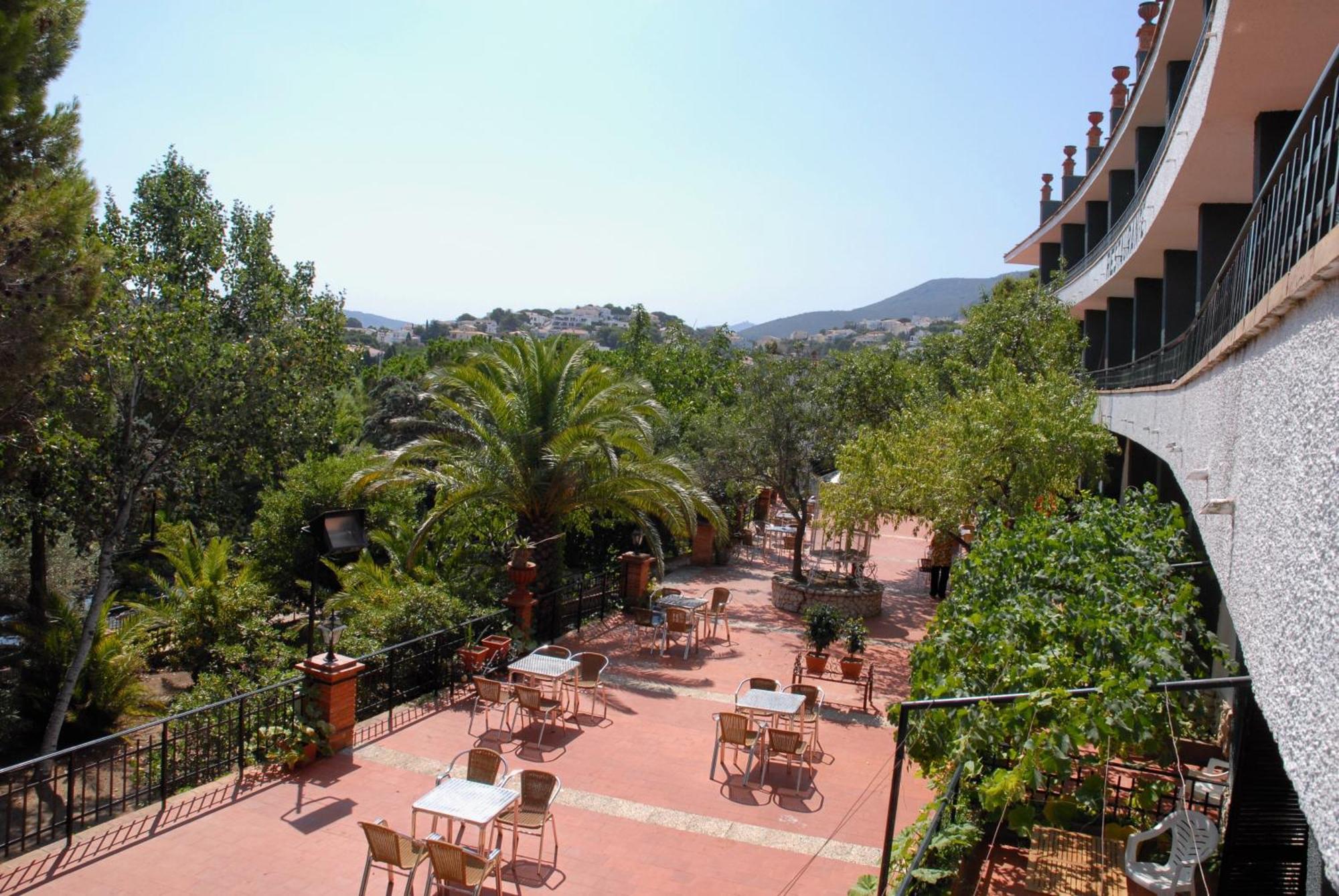 Hotel Gri-Mar Llança 외부 사진